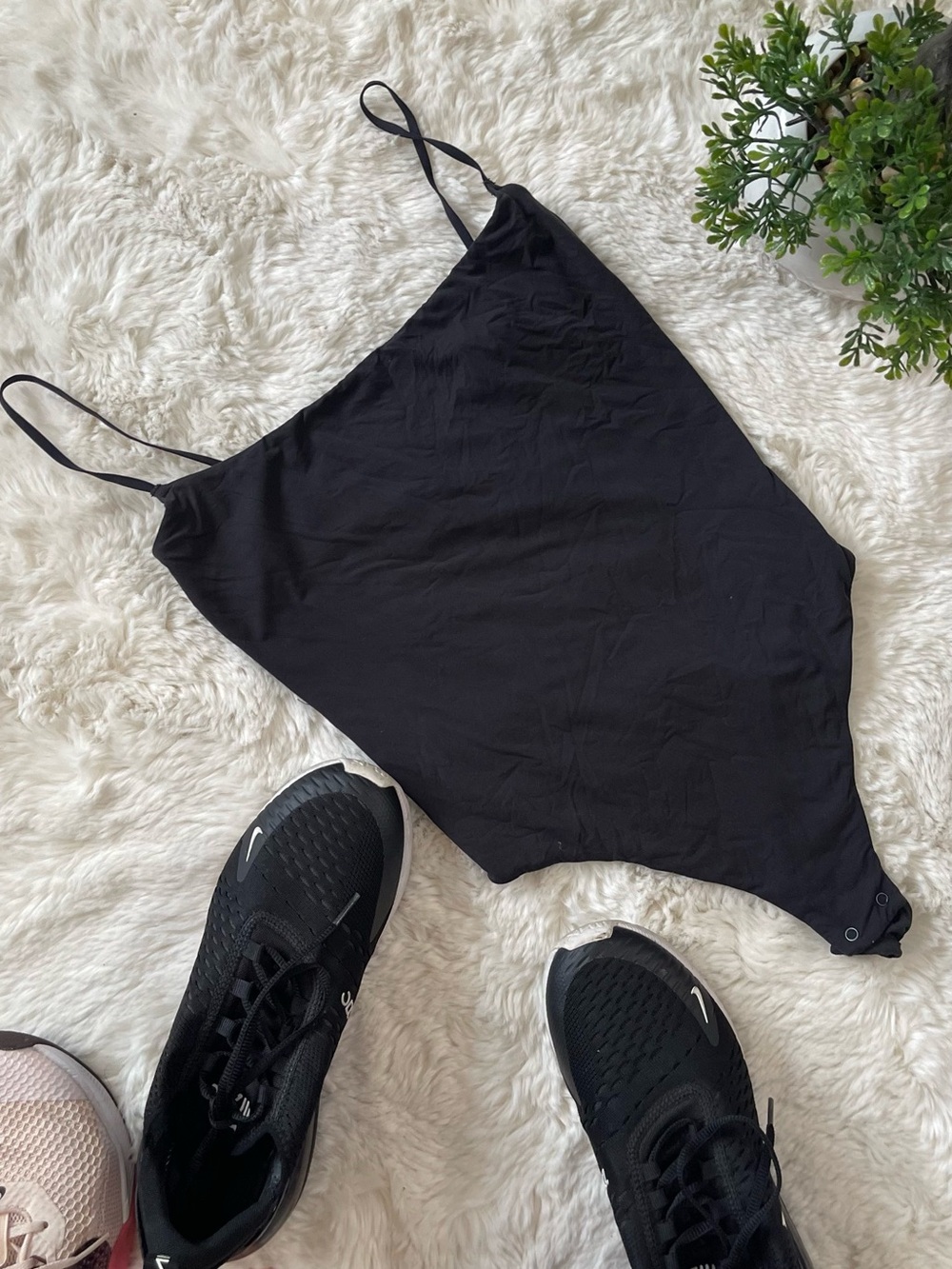 Skims Fits Everybody Cami Thong Bodysuit Onyx Black Adjustable Straps Size S